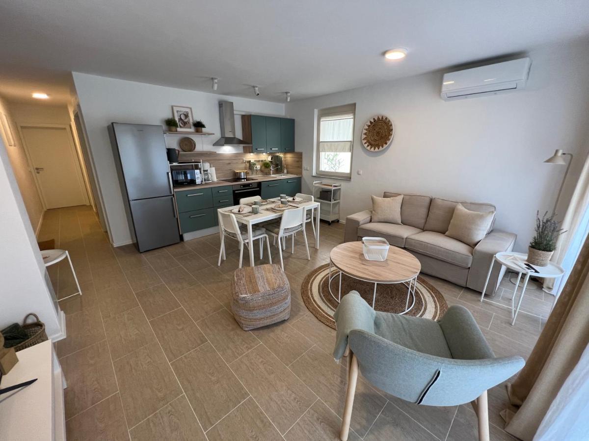 Apartament Sunset Huus Starigrad Paklenica Zewnętrze zdjęcie